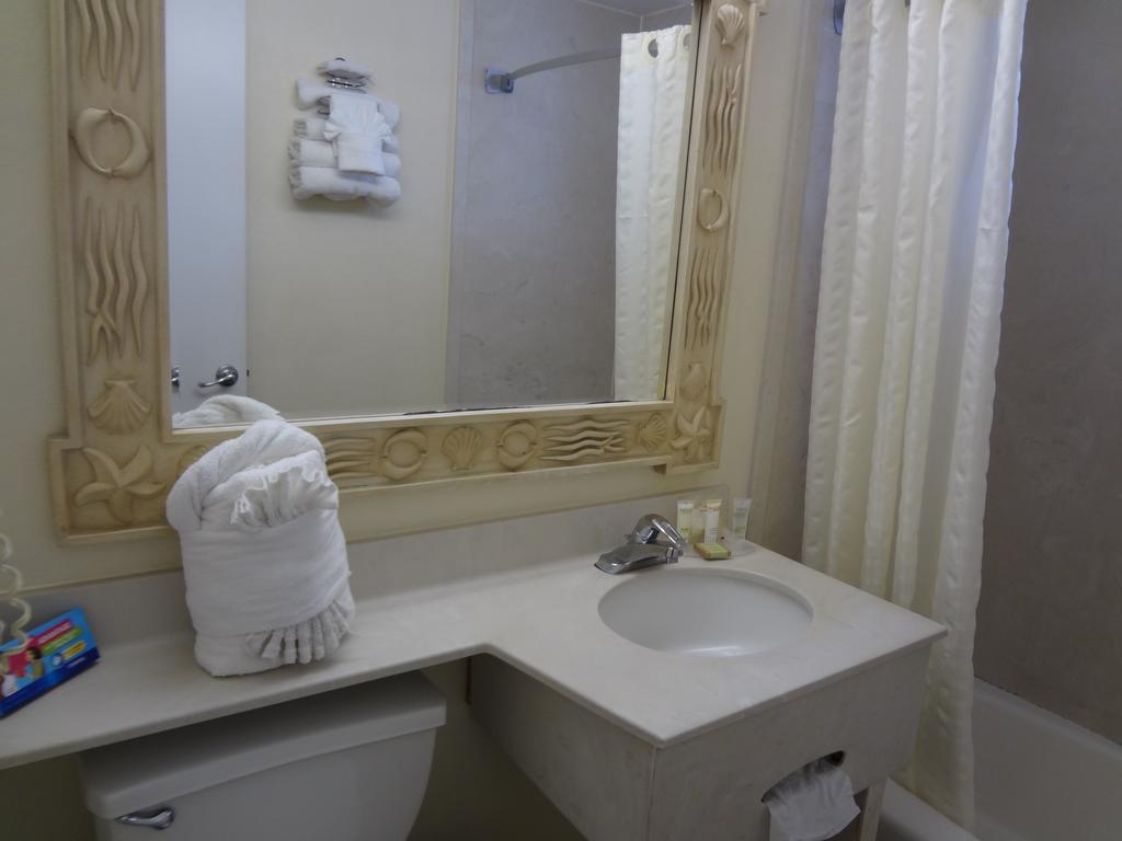 Roomba Inn & Suites - Daytona Beach Phòng bức ảnh